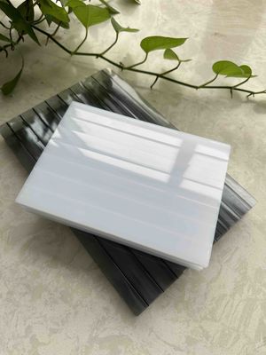 25mm Multi Wall Polycarbonate Sheets For Trucks Aerodynamic Barrier High Impact